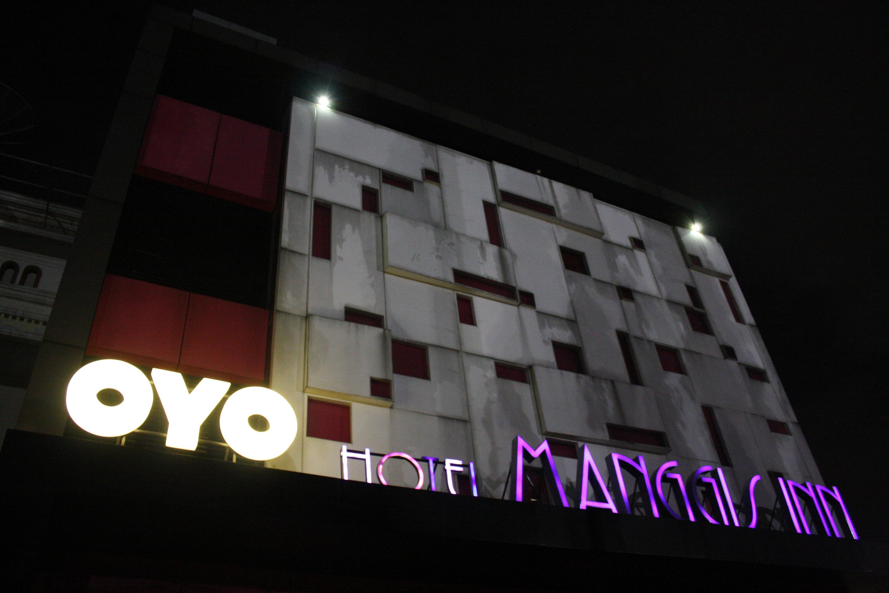 Oyo 136曼吉斯旅馆-近rsu塔曼纱丽区 雅加达 外观 照片